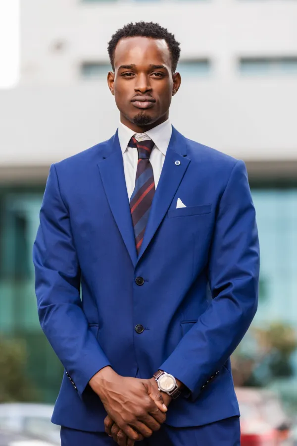 outdoor-standing-portrait-of-a-black-african-ameri-2025-01-07-23-17-14-utc-681095077dbc6